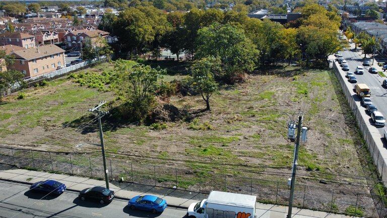This abandoned Brooklyn lot will become a future hub for student learning and urban agriculture