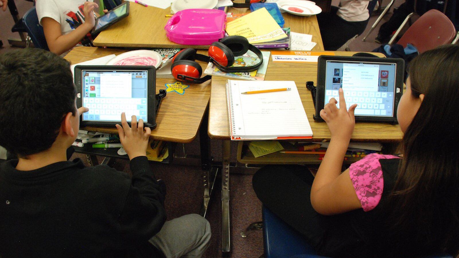 Students at Edgewater Elementary School in Jefferson County work on iPads during class.