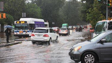 Flooding hits 150 NYC schools, upends commutes