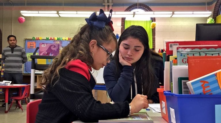 As Philly kids learn to read, ‘coaches’ help them along