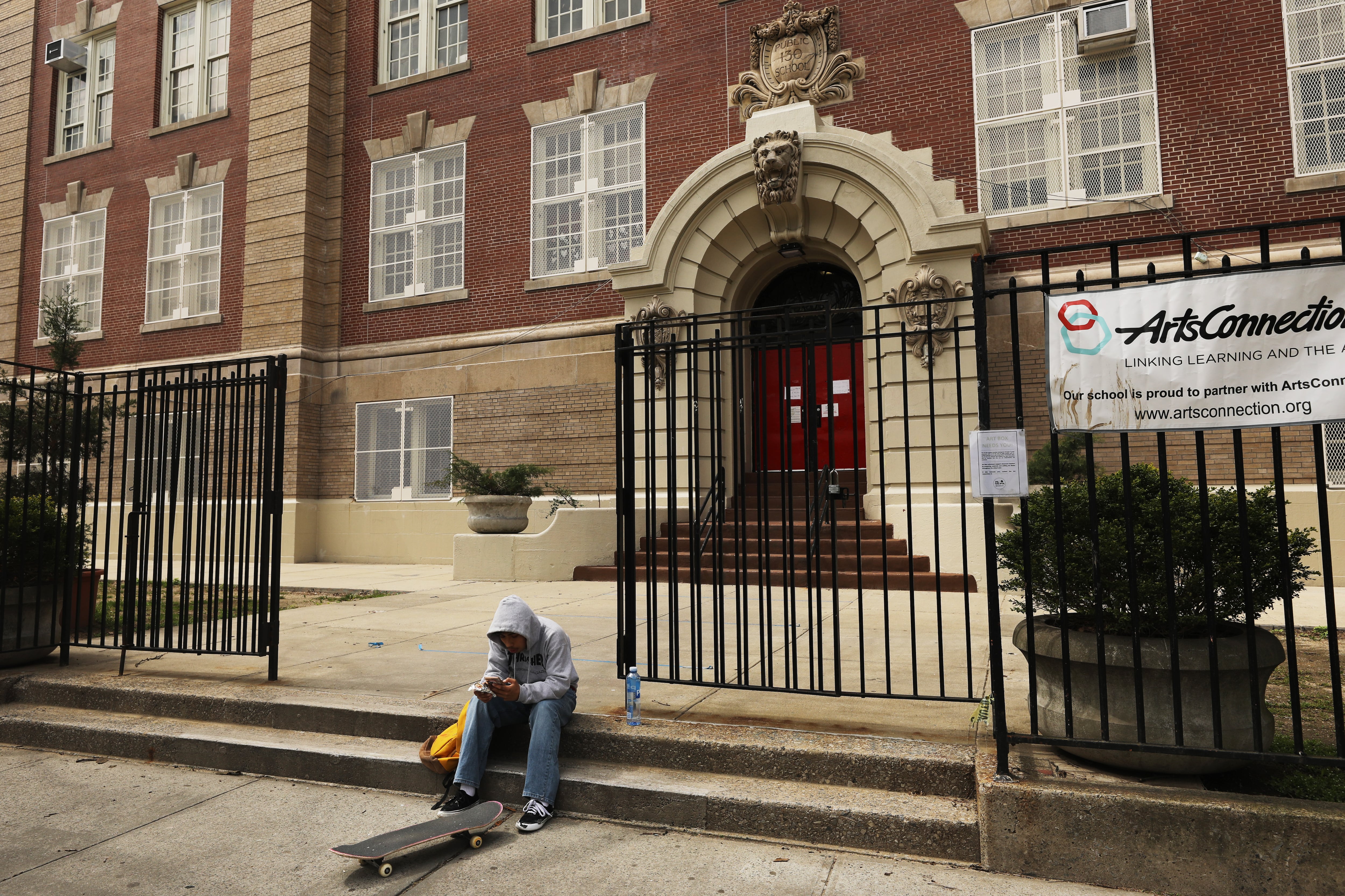 Governor Cuomo And Mayor De Blasio Argue Over New York School Closures Until Fall