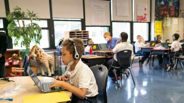 How are Illinois schools spending federal COVID money? New spending dashboard allows people to look up the data.