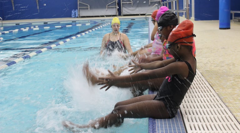 Inside a West Side Boys and Girls Club, Chicago students dive into life-saving skills