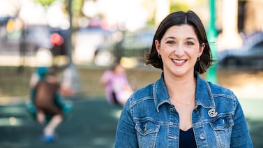 Chicago school board president candidate Jennifer Custer withdraws from race