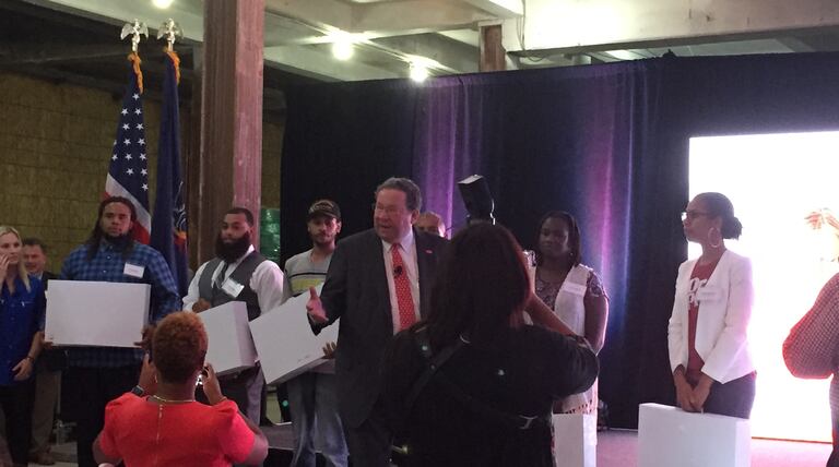 Comcast broadening reach of Internet Essentials