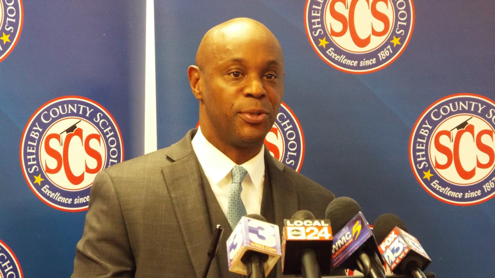 Shelby County Schools superintendent Dorsey Hopson announces that he's resigning from the district to take a job with Cigna.