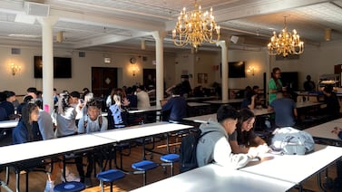 Chicago’s Noble Street College Prep celebrates 25th year anniversary as students head back to class