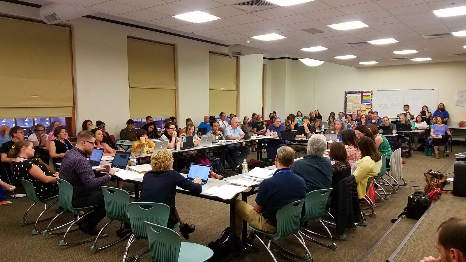 Monday night's bargaining session between union and district officials (Eric Gorski, Chalkbeat).