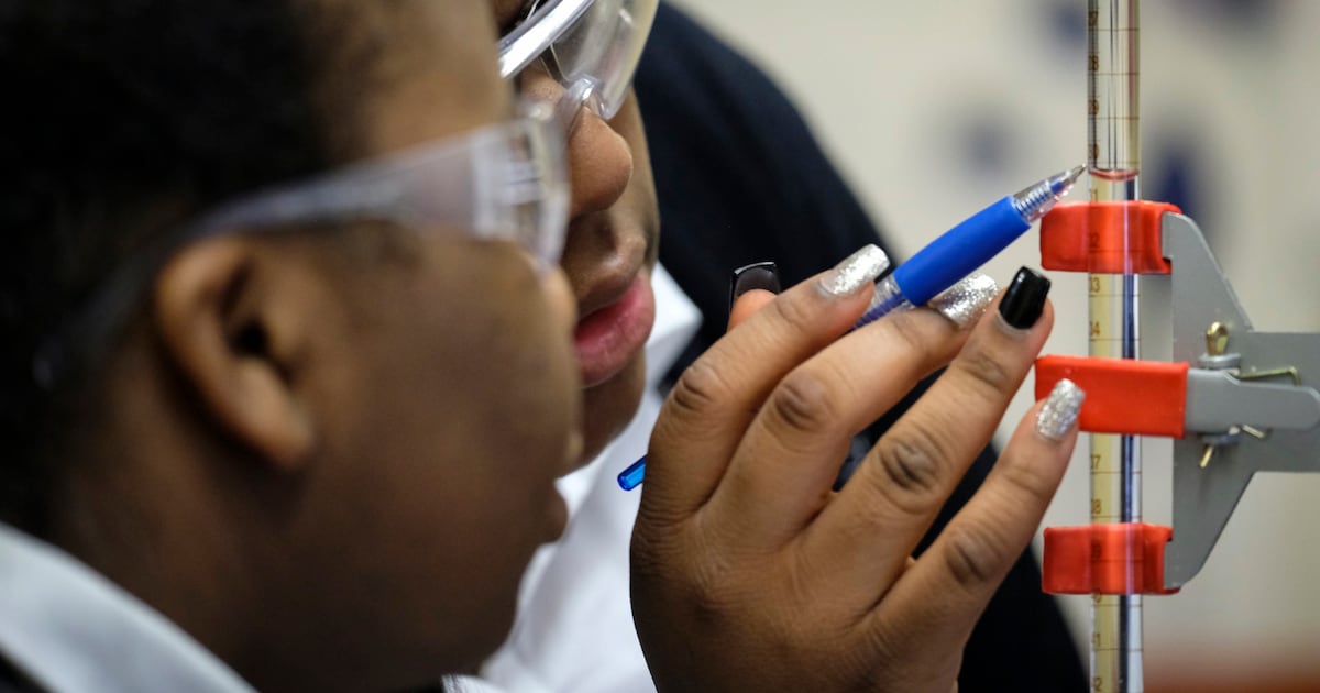 Tester Science Less than 7% of Newark students passed state science test - Chalkbeat