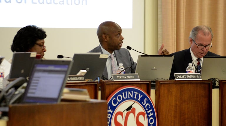 Board hedges on Memphis school closing plan during final budget vote