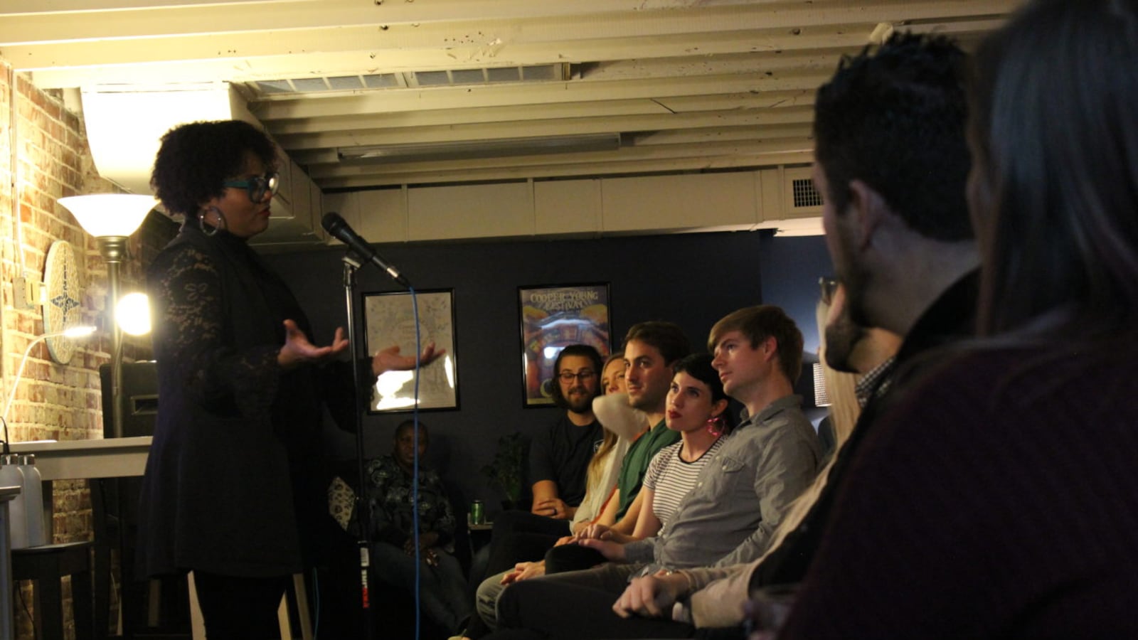 An English teacher at Winridge Elementary School, Sherwanda Chism was one of seven educators and students who participated in a February storytelling night hosted by Chalkbeat Tennessee.