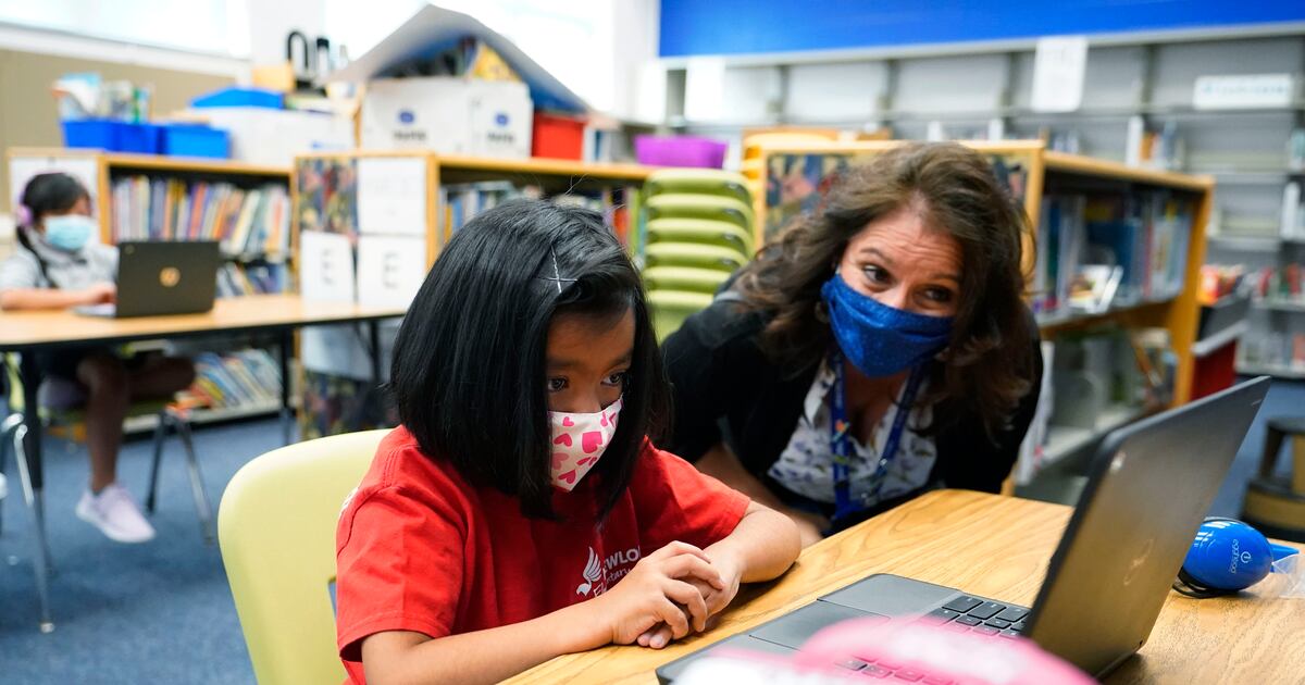Denver schools offer 4 hours of supervision for remote learning Chalkbeat