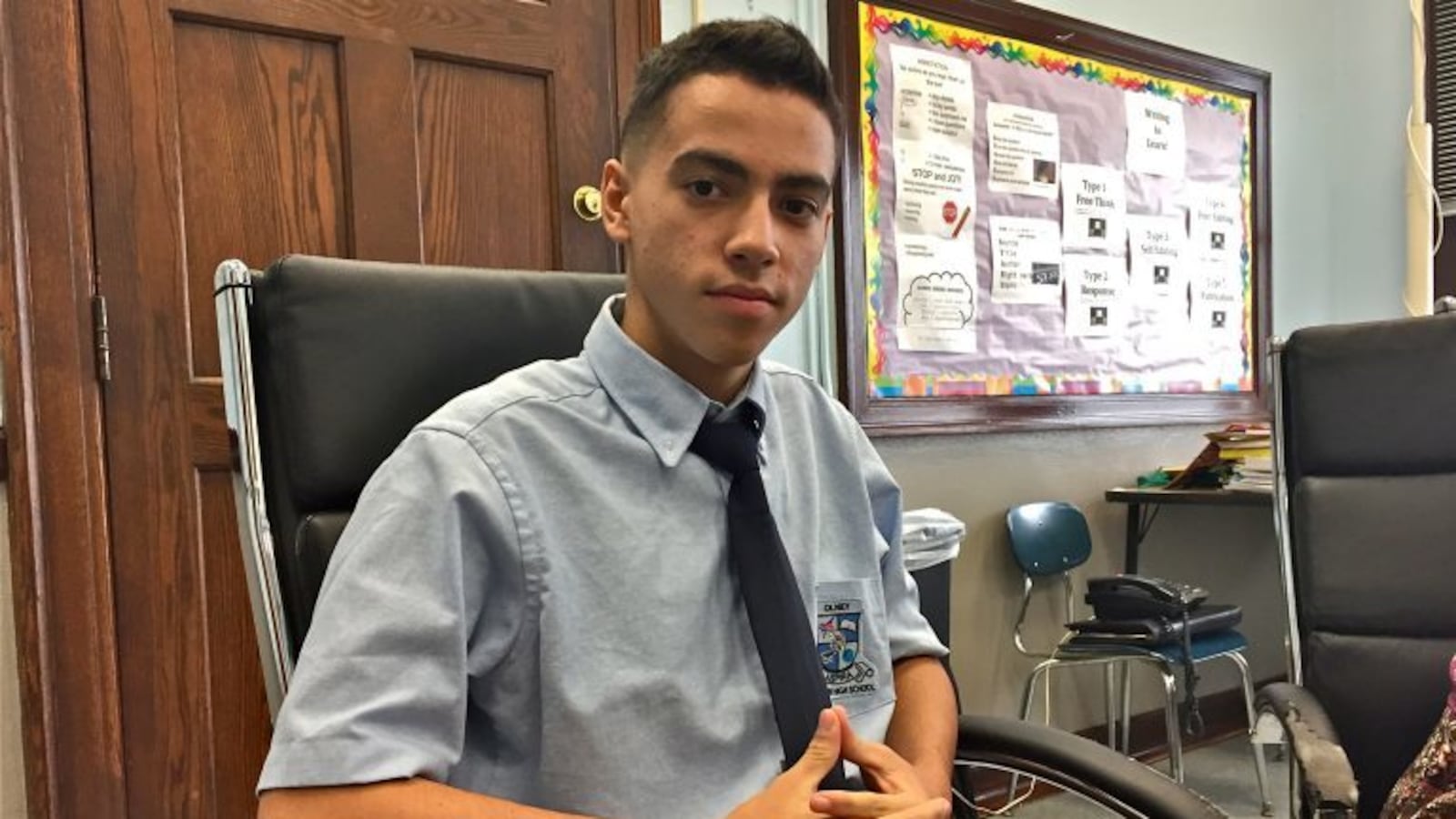 2017 11 06 awolfmanarent carlos soriano philadelphia olney 768x512