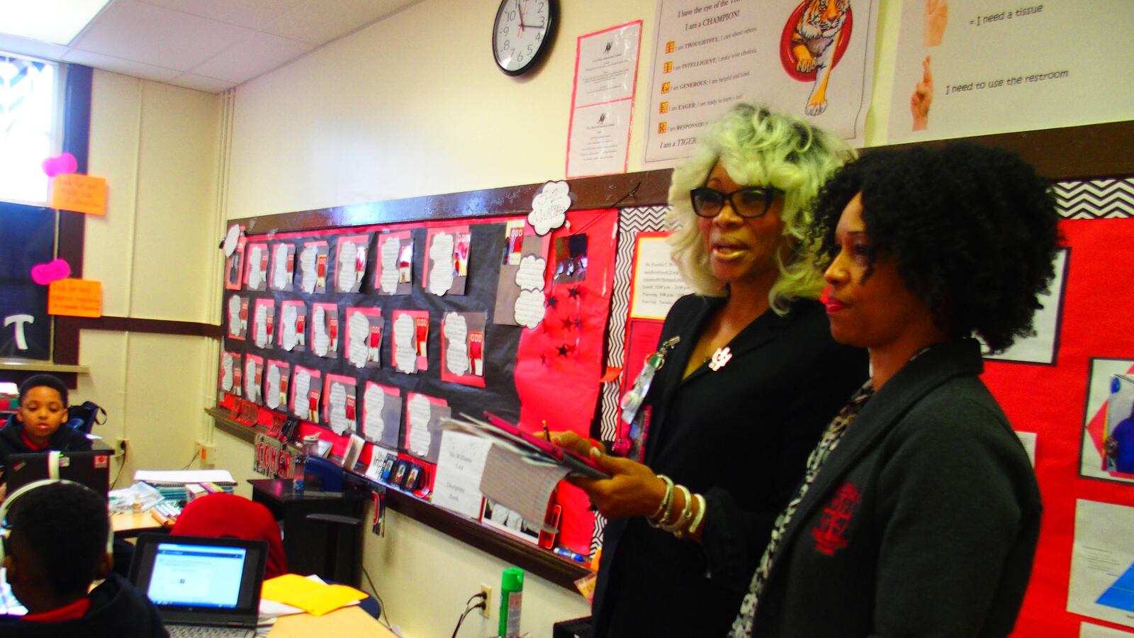 From left: Sharon Griffin, now chief of schools for Shelby County Schools, confers with Laquita Tate, principal of Ford Road Elementary, part of the Innovation Zone during a 2016 visit.