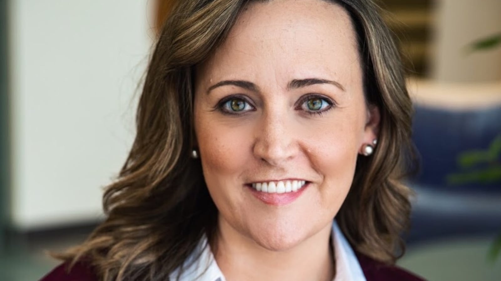 A headshot of teacher Cara Lougheed.