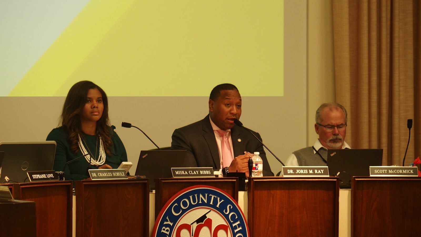 Shelby County Schools board chairwoman Miska Clay Bibbs, left, and Superintendent Joris Ray sit at a board meeting in October 2019.
