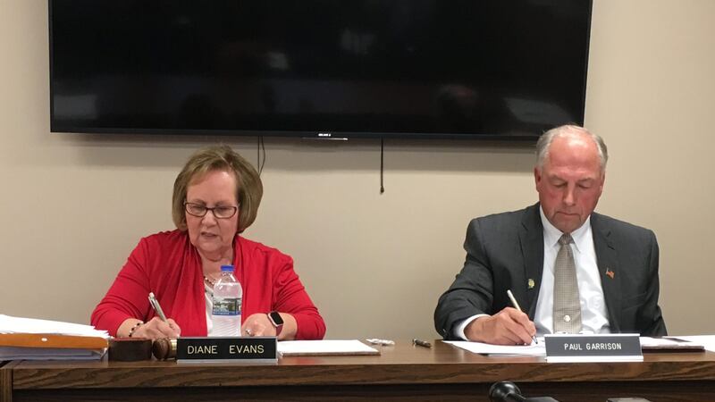 The Daleville school board revoked Indiana Virtual School and Indiana Virtual Pathways Academy’s charters on Aug. 26, 2019. From left: Daleville board president Diane Evans and Superintendent Paul Garrison.
