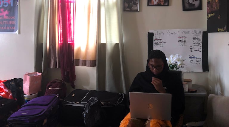 ‘No one really knows how this is going to go’: A Memphis student starts high school from behind a computer screen