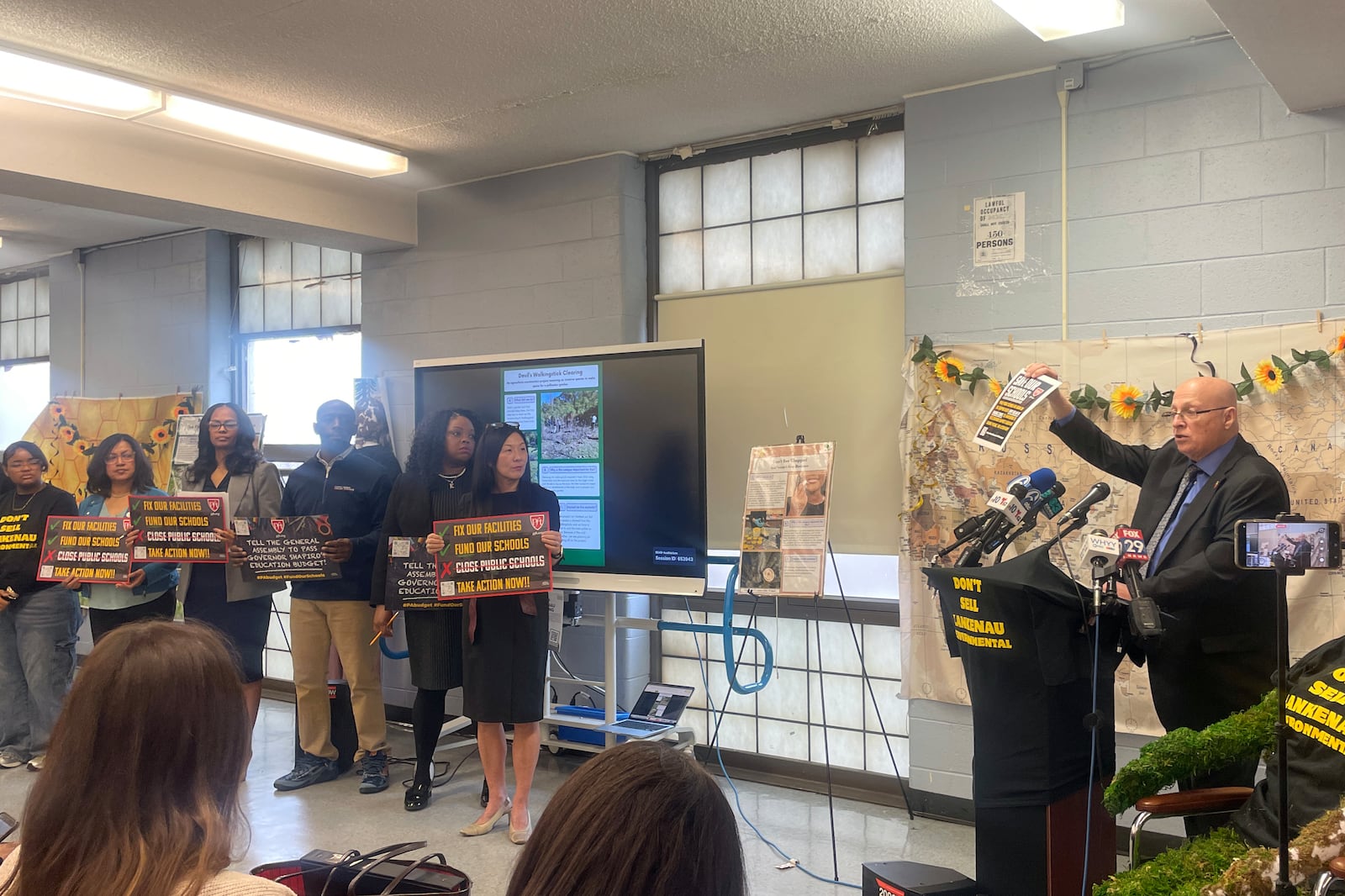 Philadelphia school district and teachers union officials call for