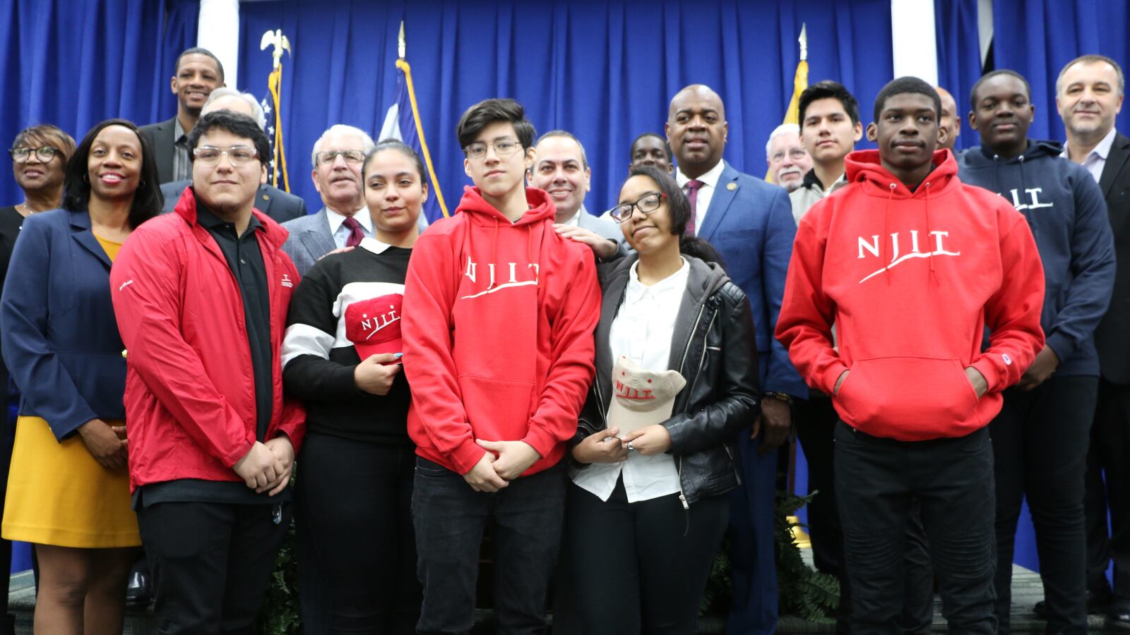 A new program aims to get more Newark students to enroll at the New Jersey Institute of Technology.