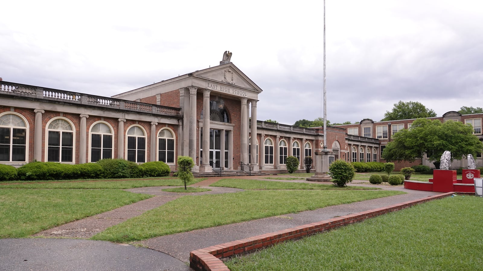 East High School on Poplar Avenue in Memphis