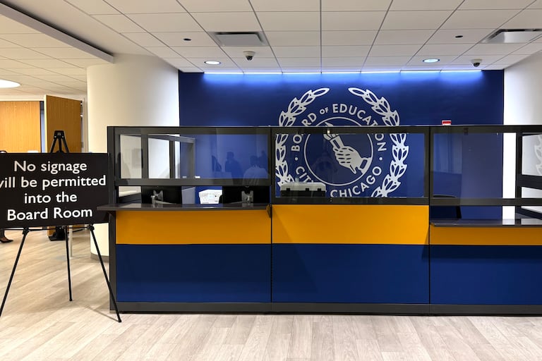 Chicago Board of Education picks multiple finalists for the vacant CEO job, sources say