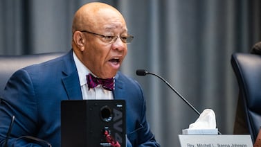 New Chicago school board president resigns after anti semitic and misogynistic Facebook posts surface