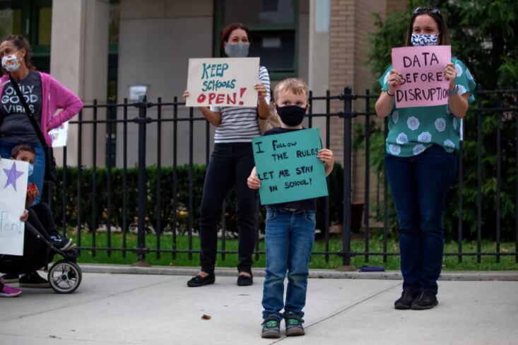 Forest Hills students and parents protested Wednesday against Governor Andrew Cuomo’s recent school closure requirements.