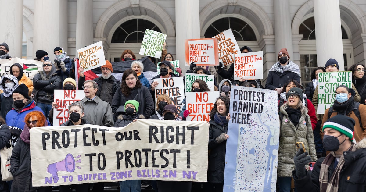 Unions, NYCLU slam bills that would grant police more power over protests at schools