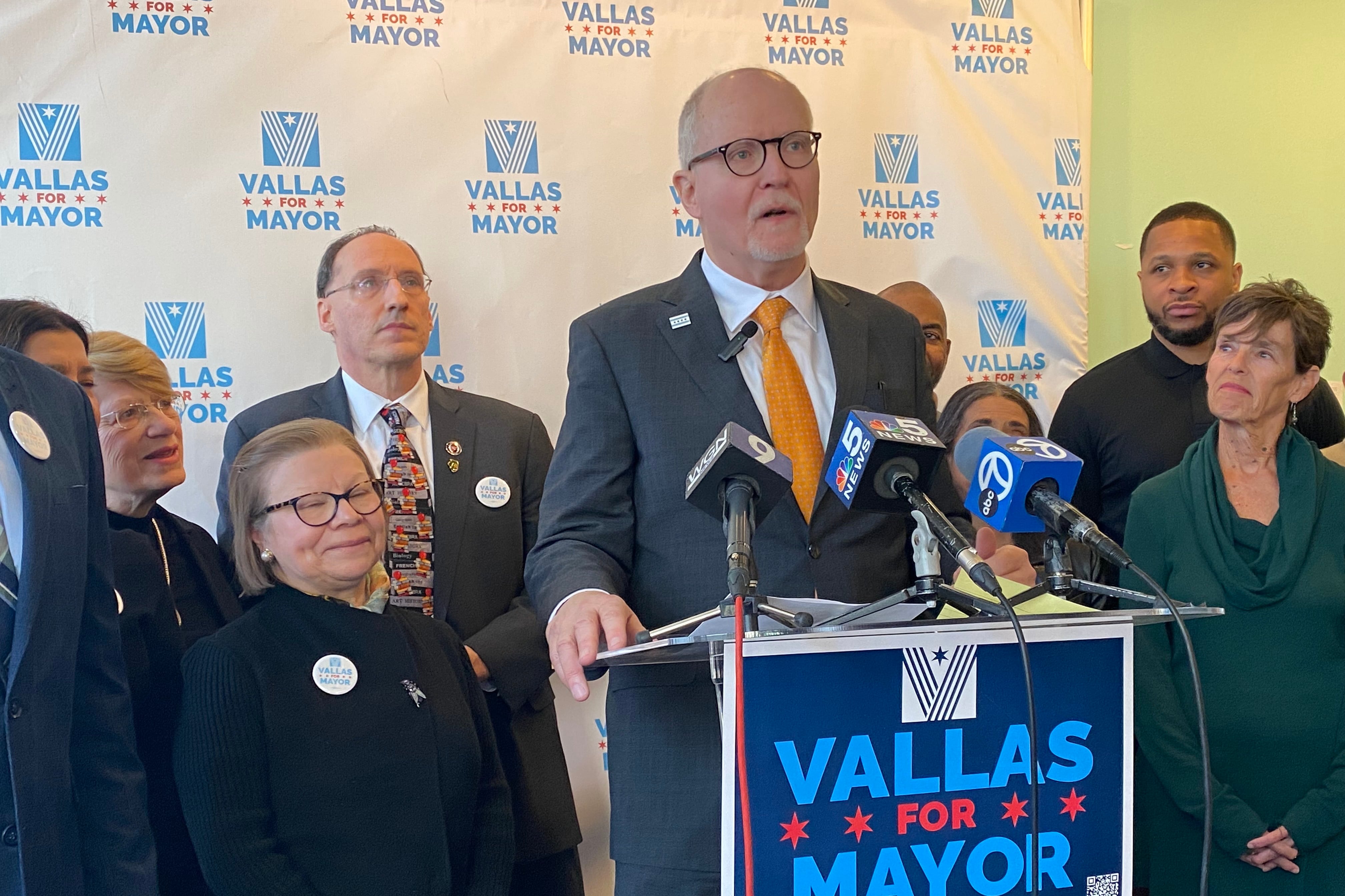 Chicago mayoral candidate Paul Vallas announces his education platform at his campaign headquarters