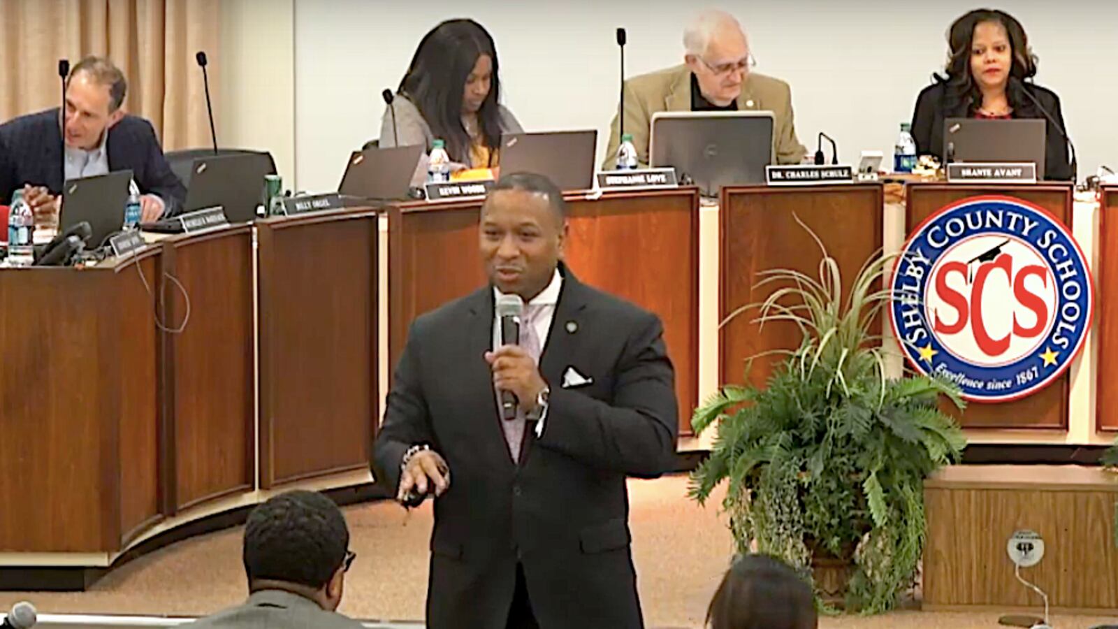 Interim superintendent Joris Ray leading his first Shelby County Schools board meeting.