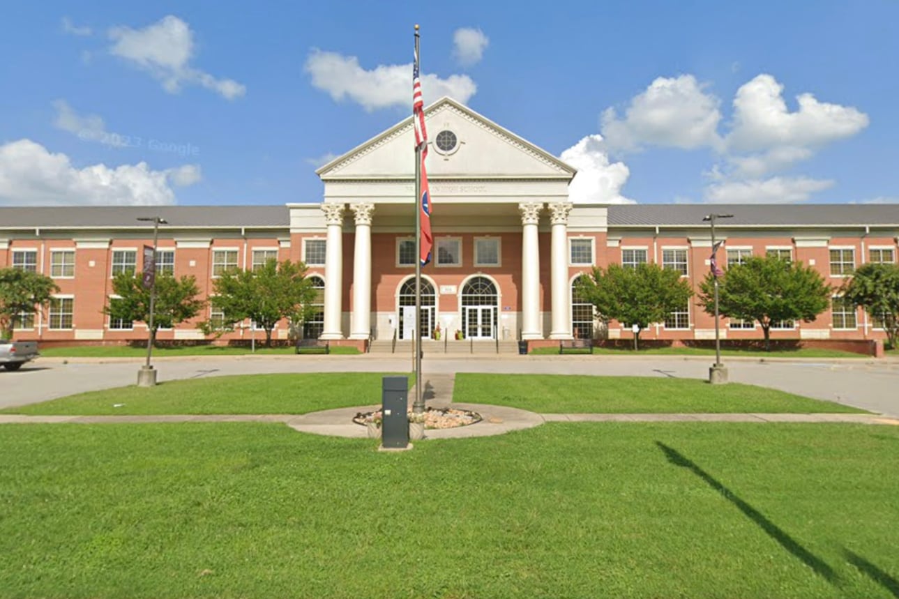 A screengrab from Google Maps of a high school building.