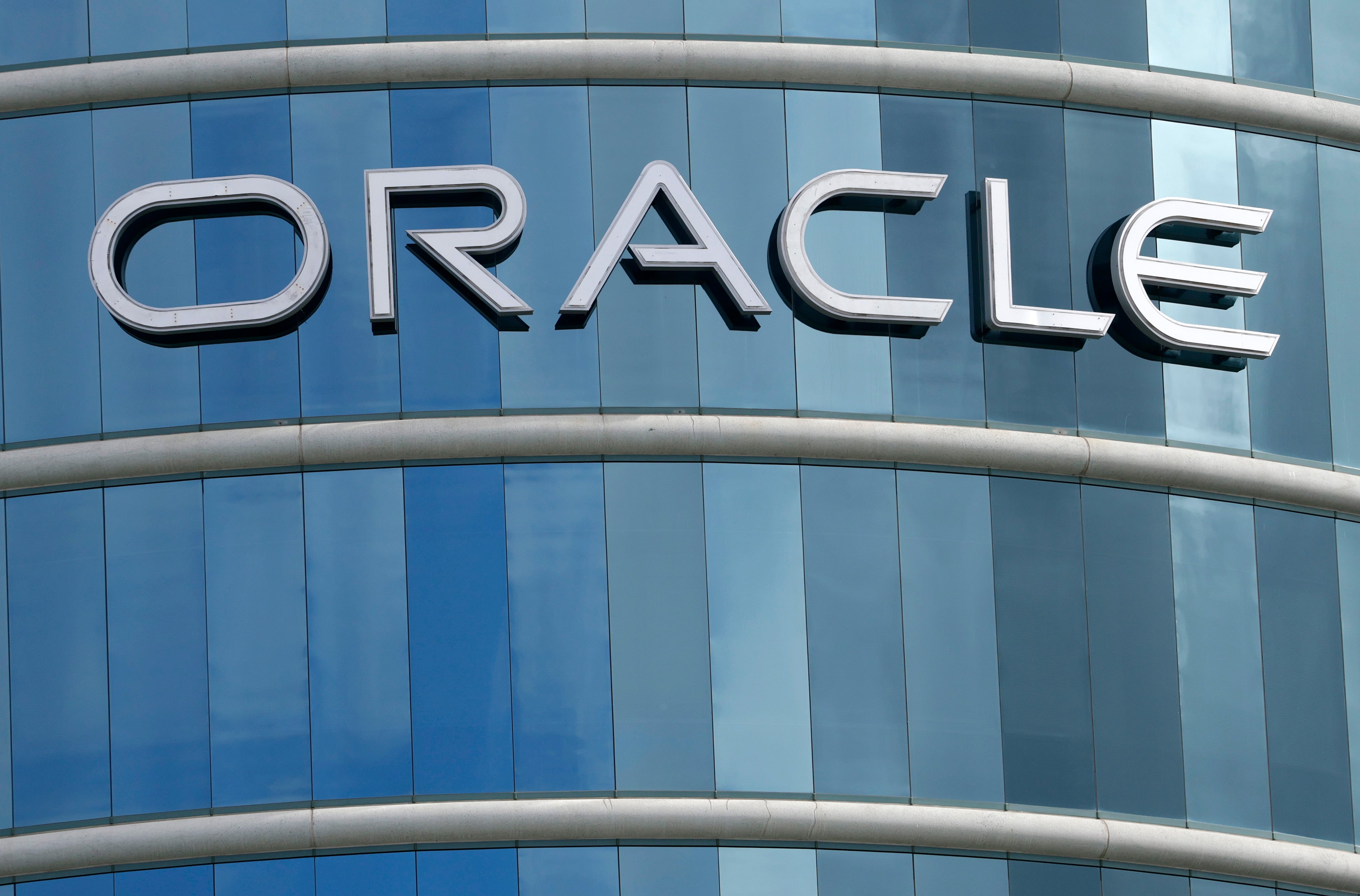 NYC school board reluctantly approves $1.65M Oracle contract extension after earlier defeat