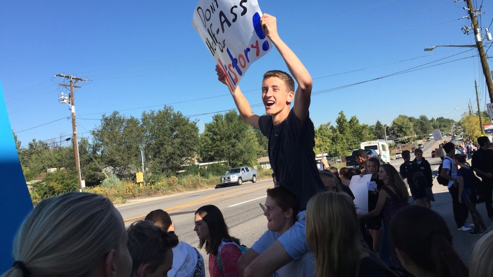 Lakewood High School students left their homerooms this morning to protest a proposed curriculum review committee they believe could lead to censorship. Unlike earlier protests at other stchools, most students returned to class 20 minutes later.