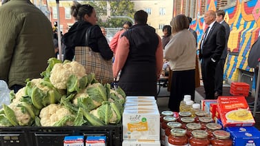 Where students and families can find free food and meals in Philadelphia