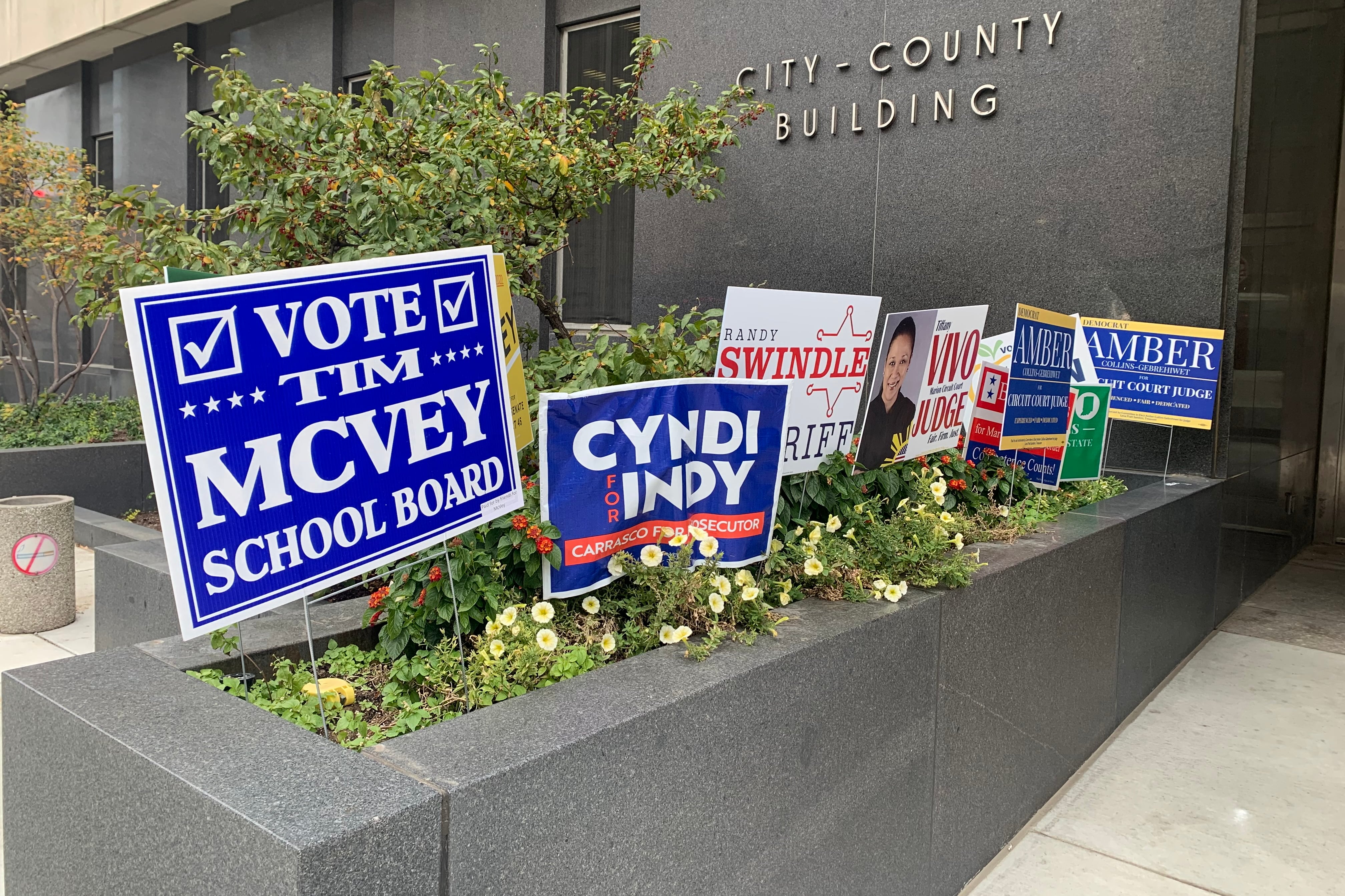 election signs outside the county-city building