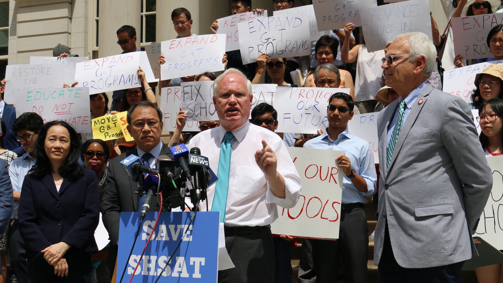 New York State Sen. Tony Avella proposed legislation to expand gifted programs in New York City as a way to help integrate specialized high schools.