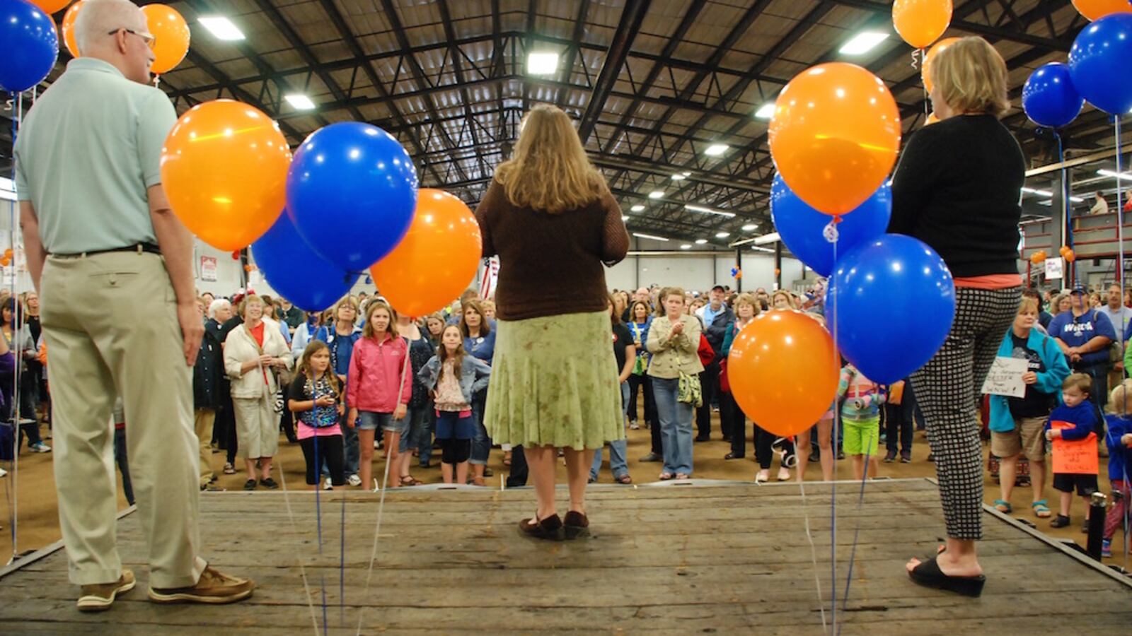 Organizers of an effort to recall three members of the Jefferson County school board addressed about 2,000 residents at a kick off event July 8.