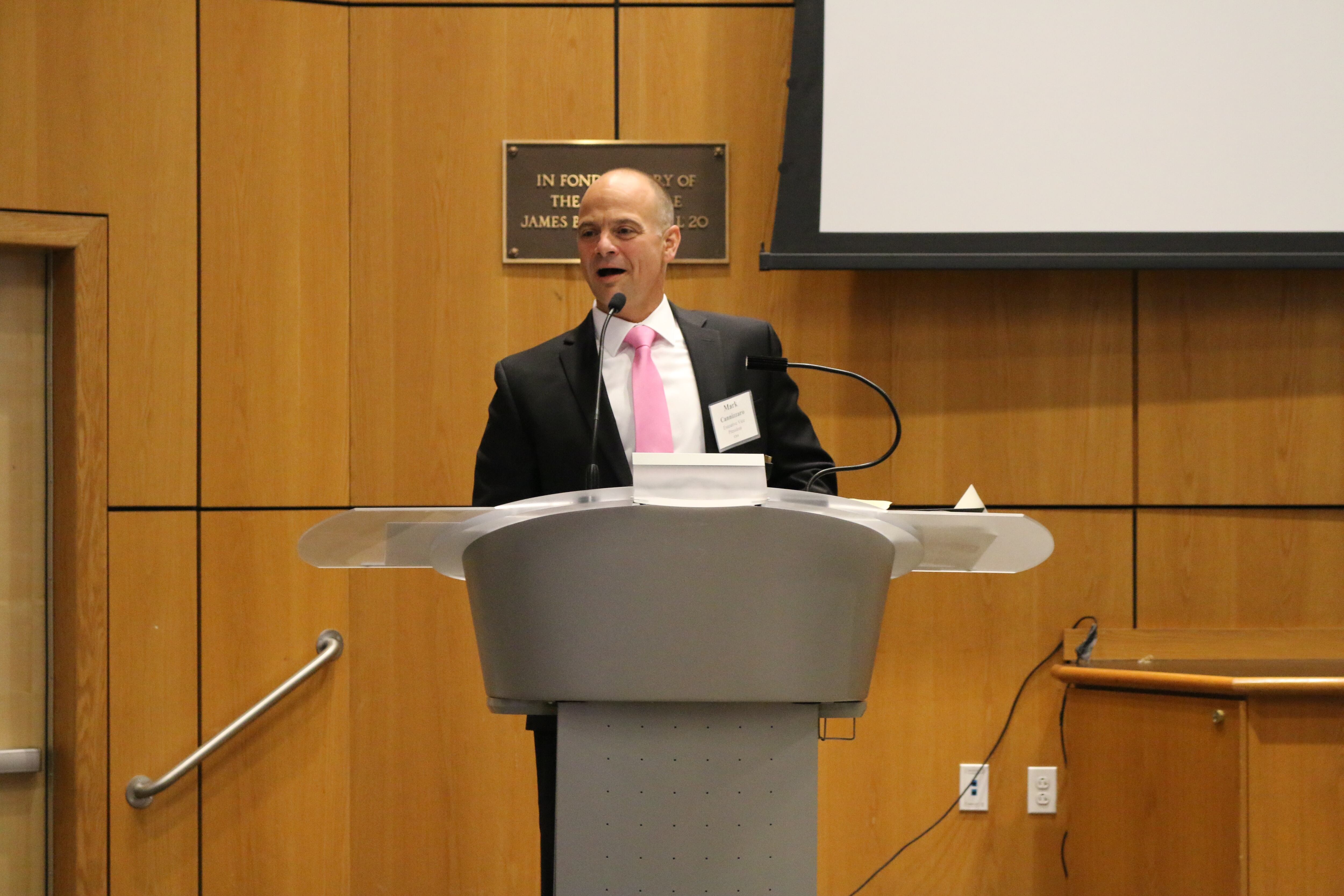 Principal union chief Mark Cannizzaro speaks to educators at a July 2017 training event.