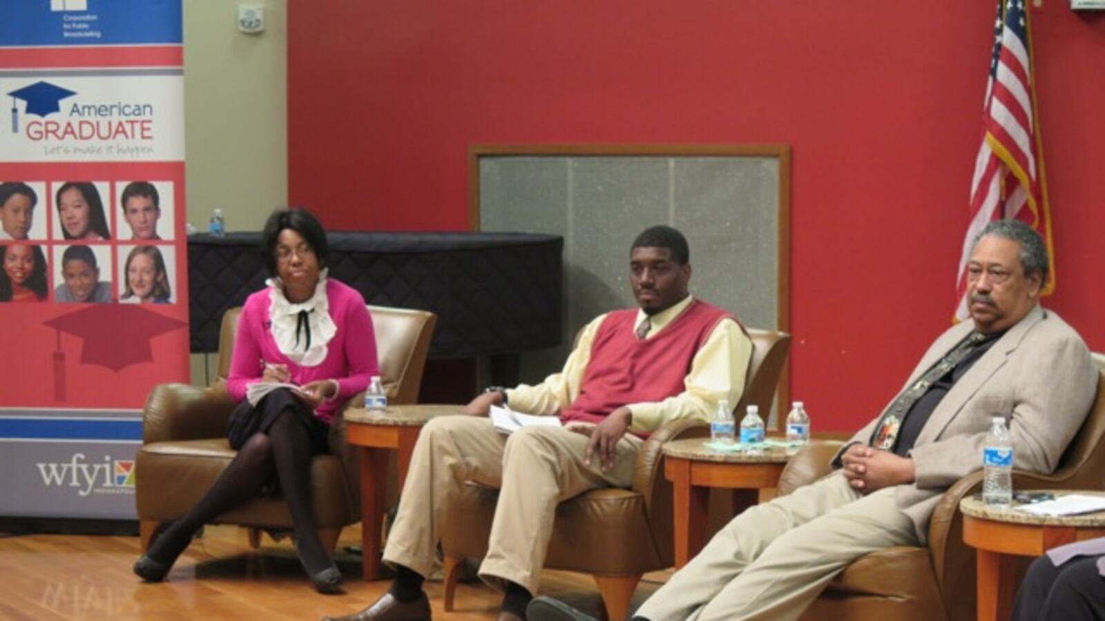 IPS school board candidates discuss education issues at Chalkbeat and WFYI's election forum.
