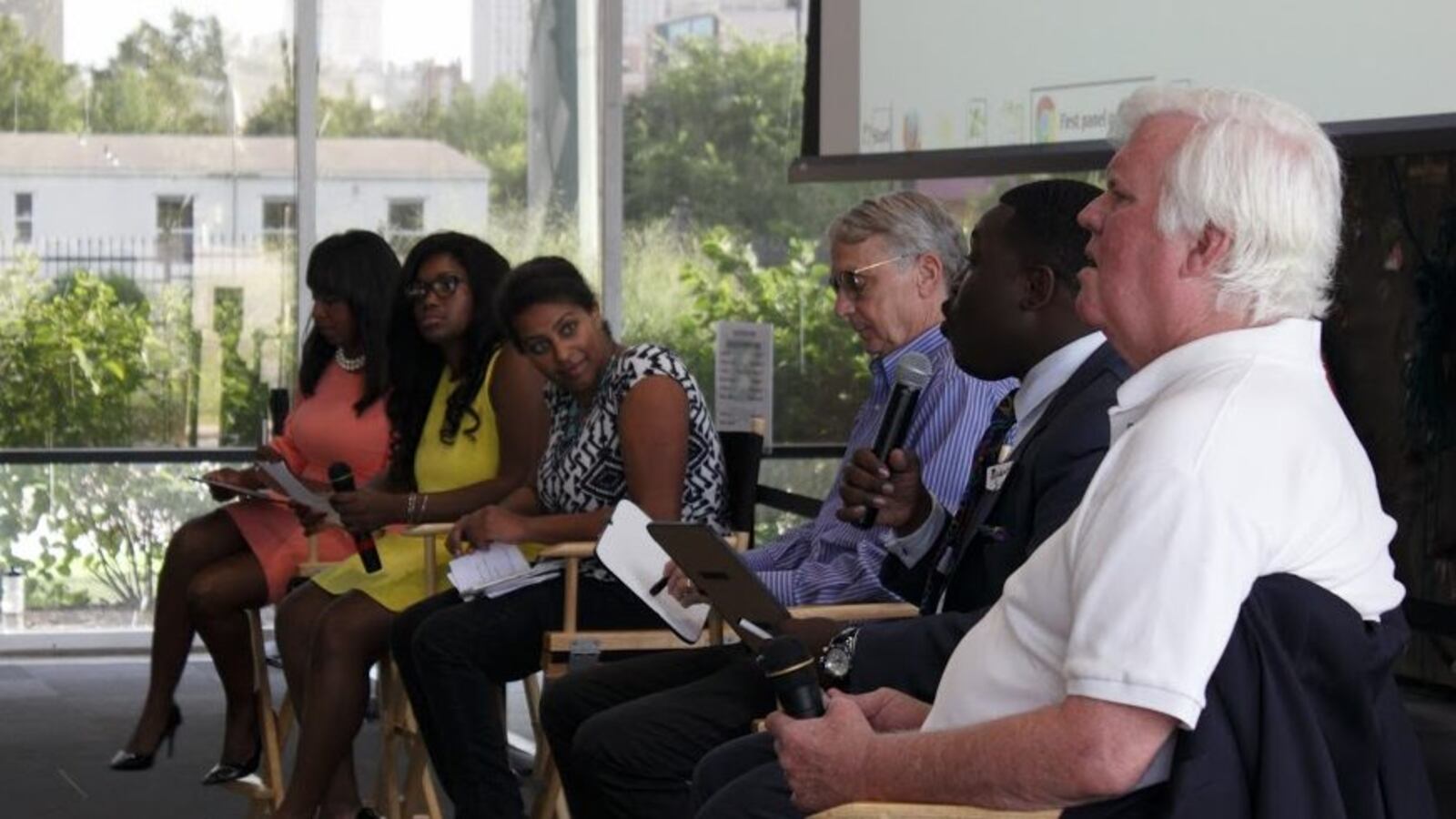 Chalkbeat hosted its first school board candidate forum Thursday, which was split into two panels. The first panel, moderated by reporter Laura Faith Kebede and Central High School graduate Hali Smith, was between candidates from Districts 1 and 8.