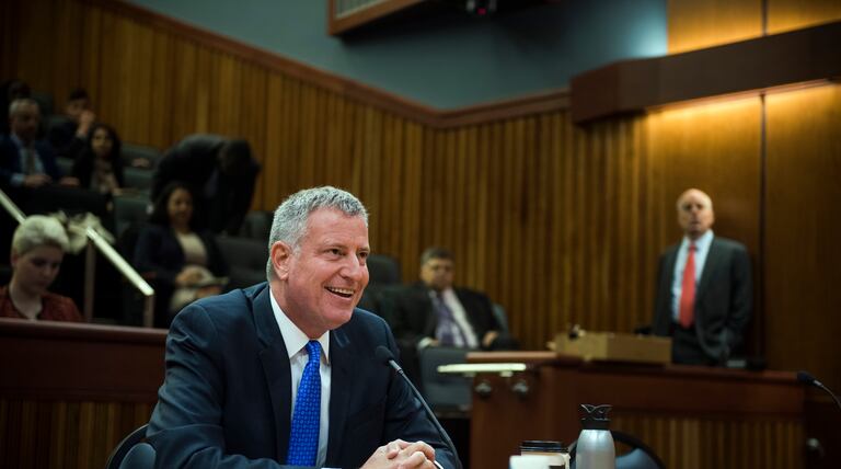 State reaches deal on mayoral control, giving Mayor Bill de Blasio a two-year extension
