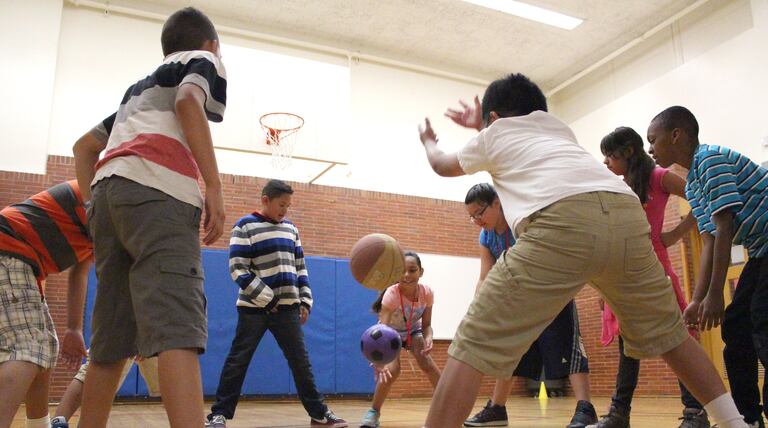 Weekend Reads: Inside a school where students are glued to their own screens