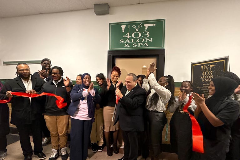 New salon at Newark’s West Side High will help students earn a cosmetology license upon graduation
