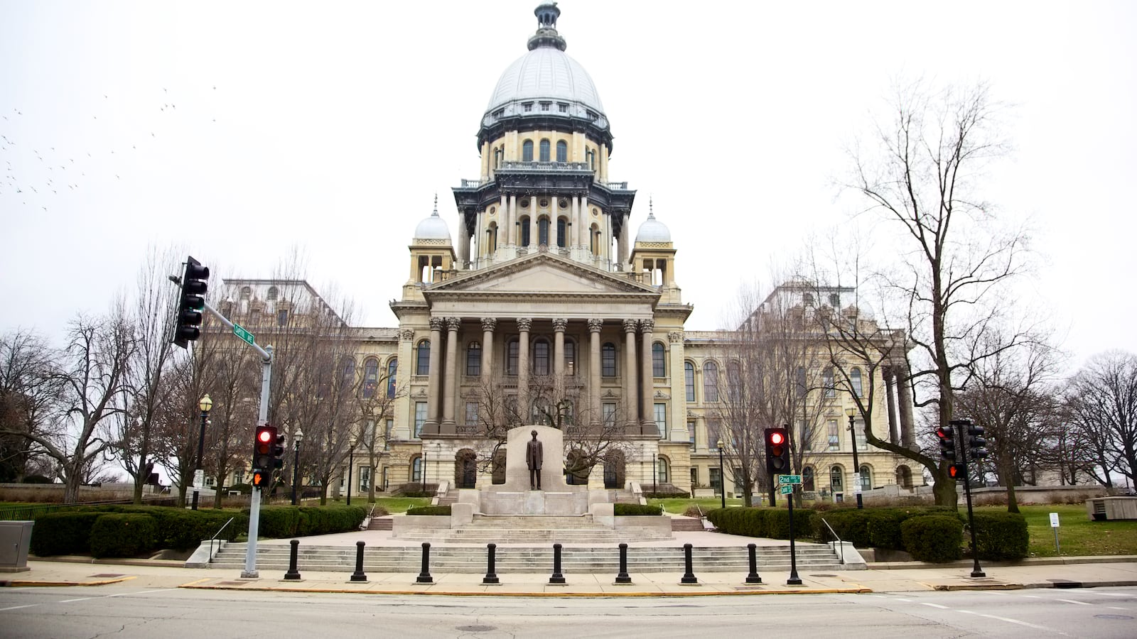 The Illinois State House Capitol in Springfield on a cloudy winter day