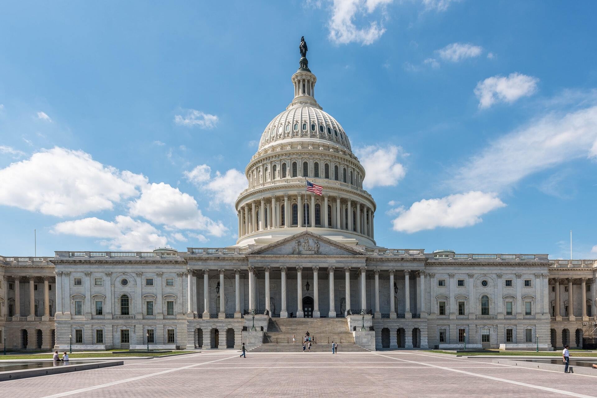 U.S. Capitol building on a sunny day.