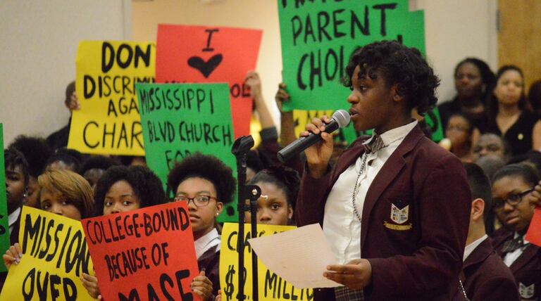 Proposed closures of nine Memphis schools draw protests