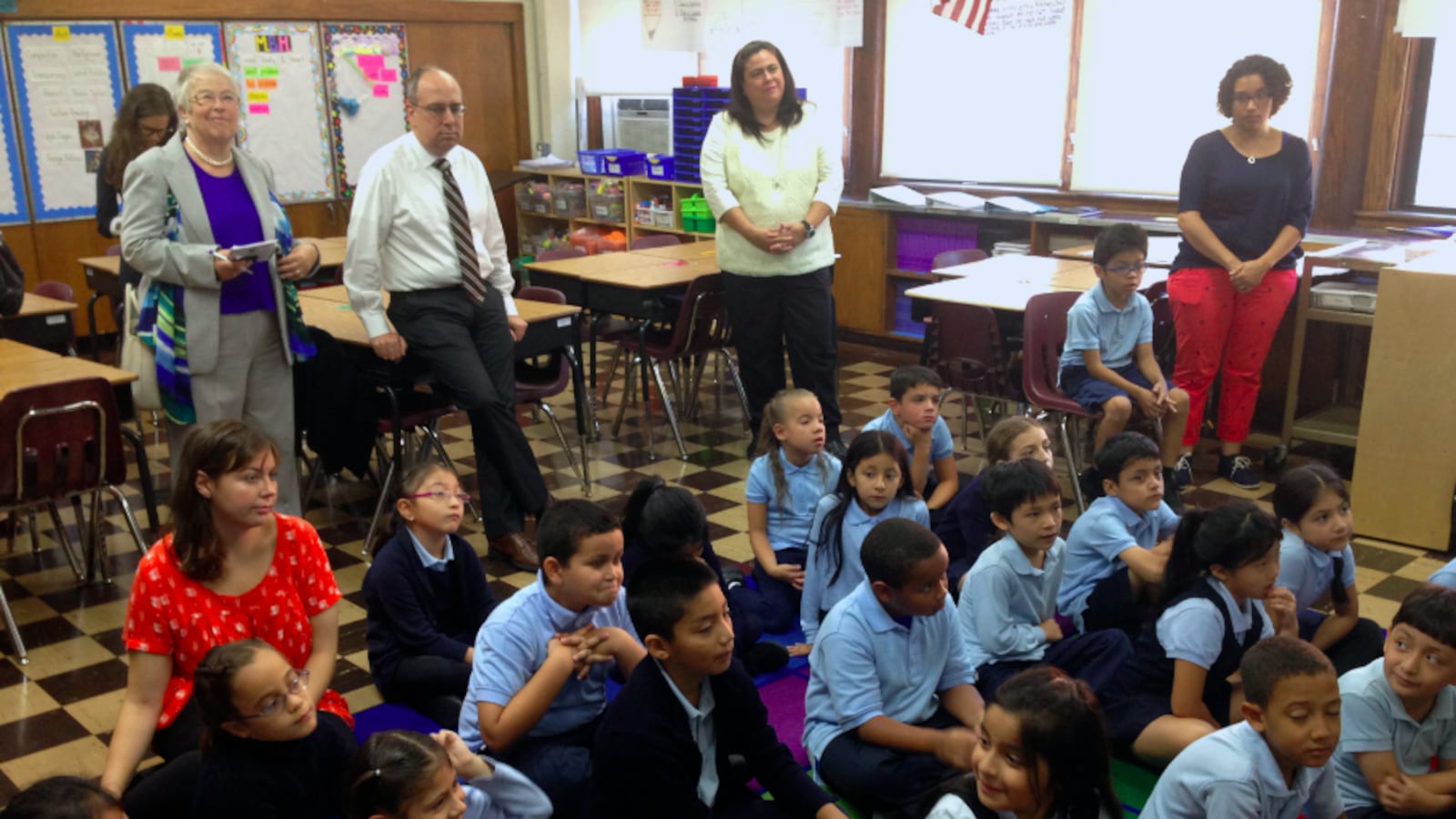 Chancellor Carmen Fariña visits a third grade class. Early elementary years are where students are most likely to be in classrooms that exceed recommended sizes.