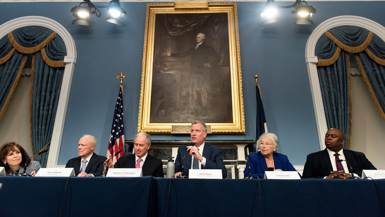 New York City Mayor Bill de Blasio held a press conference to demonstrate business leaders' support for mayoral control in May 2016.