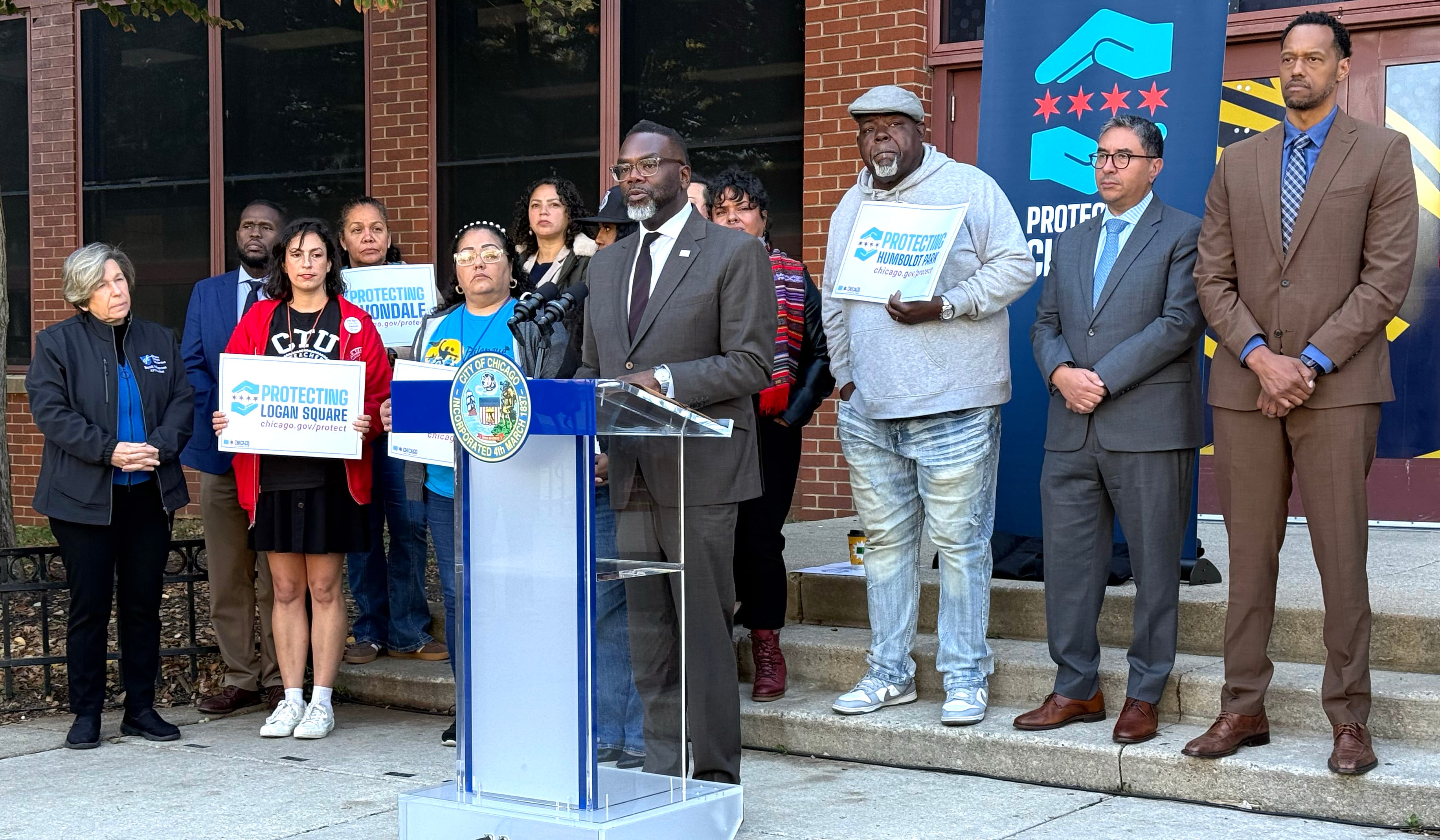 After delay, Chicago mayor’s office opens applications for the school board’s noncitizen advisory panel